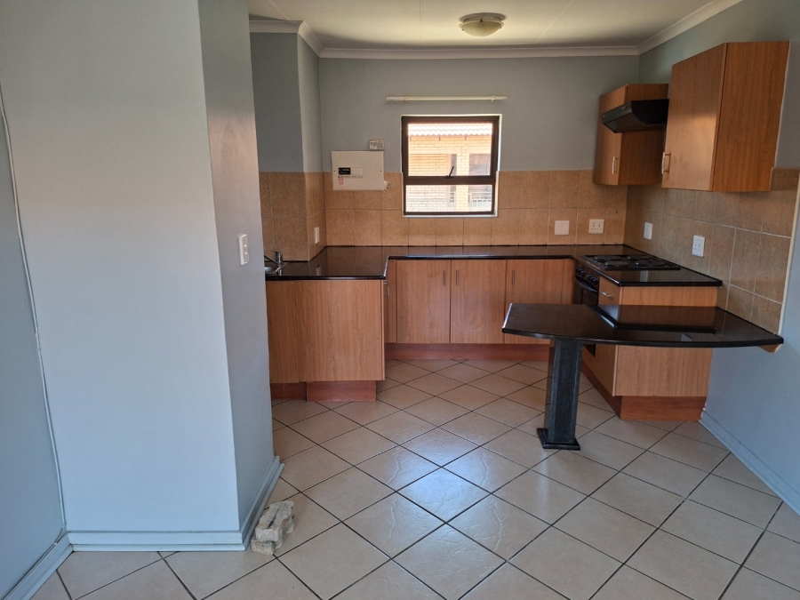 1 Bedroom Property for Sale in Potchefstroom North North West
